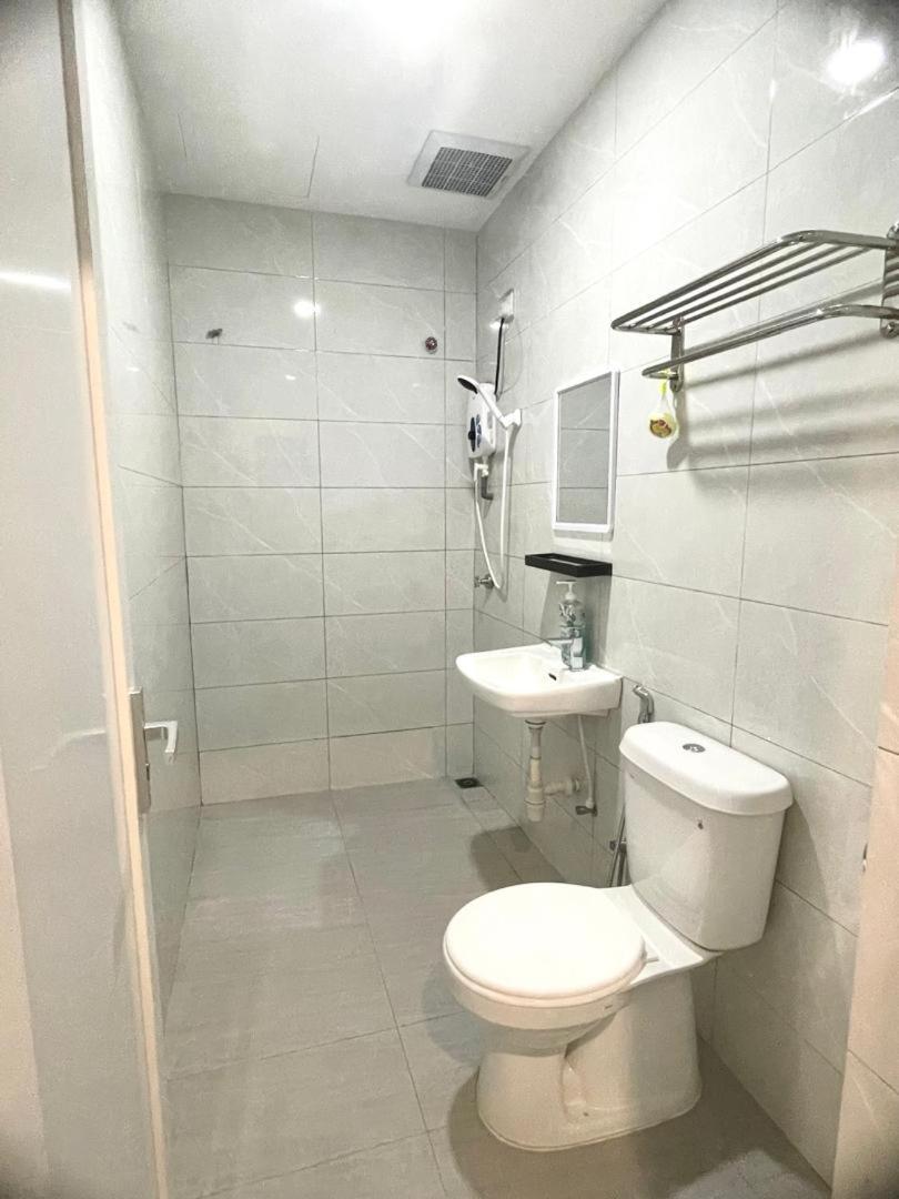Garden Inns Motel Кангар Экстерьер фото